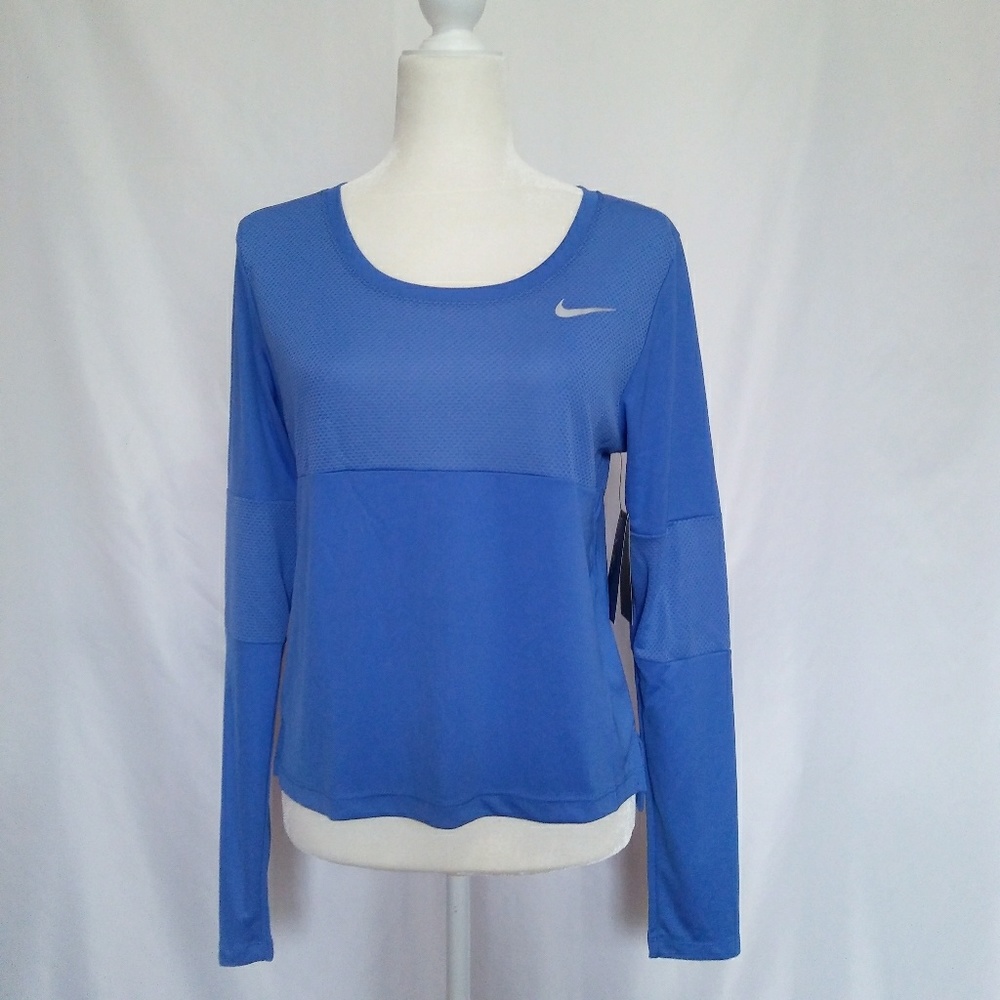 Nwt Nike Women's Dri-fit running shirt size Small